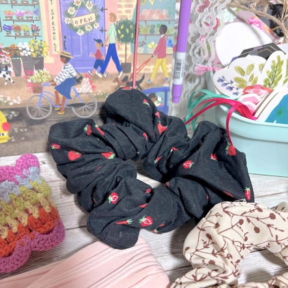 Hair Accessories Lot Large Bow Clips, Scrunchies, Wrap Headbands & Claw Clips - Picture 15 of 15